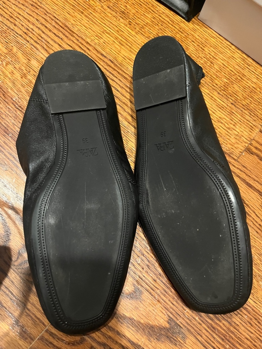 Zara - Picture 2 of 2